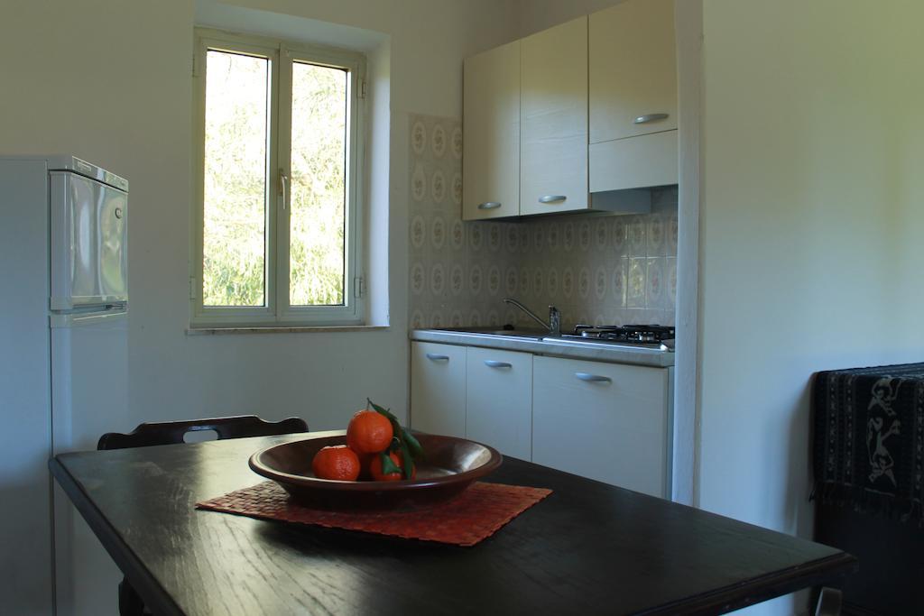 Rena Garden Apartments サンタ・テレーザ・ガッルーラ 部屋 写真